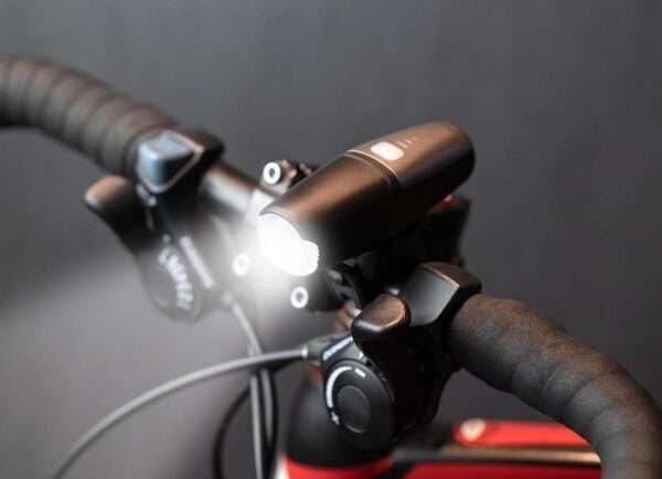 LINTERNA WESTINGHOUSE DE BICICLETA RECARGABLE 240 LUMEN - Imagen 7